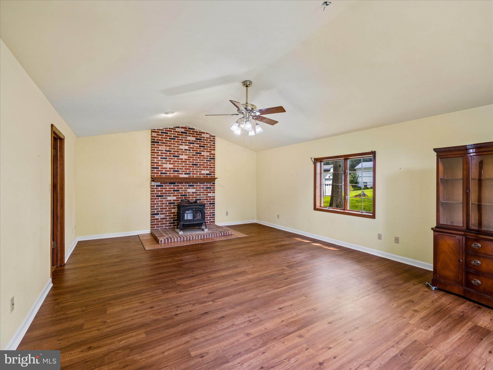 2843 Flowing Springs Road Spring City, PA 19475 - Photo 14 of 25 Family Room