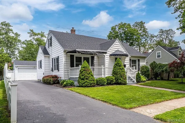 $229,900 | 591 Willow Street, Lockport City, NY 14094