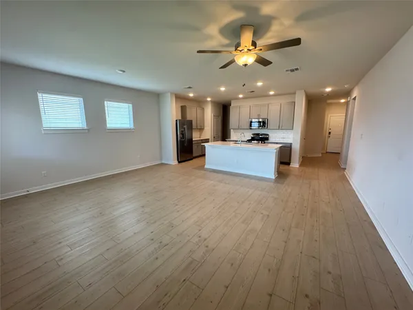 $2,450 | 116 Corn Lane, Hutto, TX 78634
