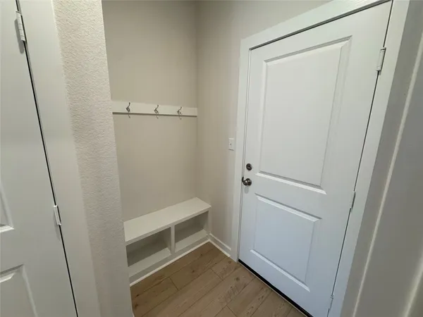 $2,450 | 116 Corn Lane, Hutto, TX 78634
