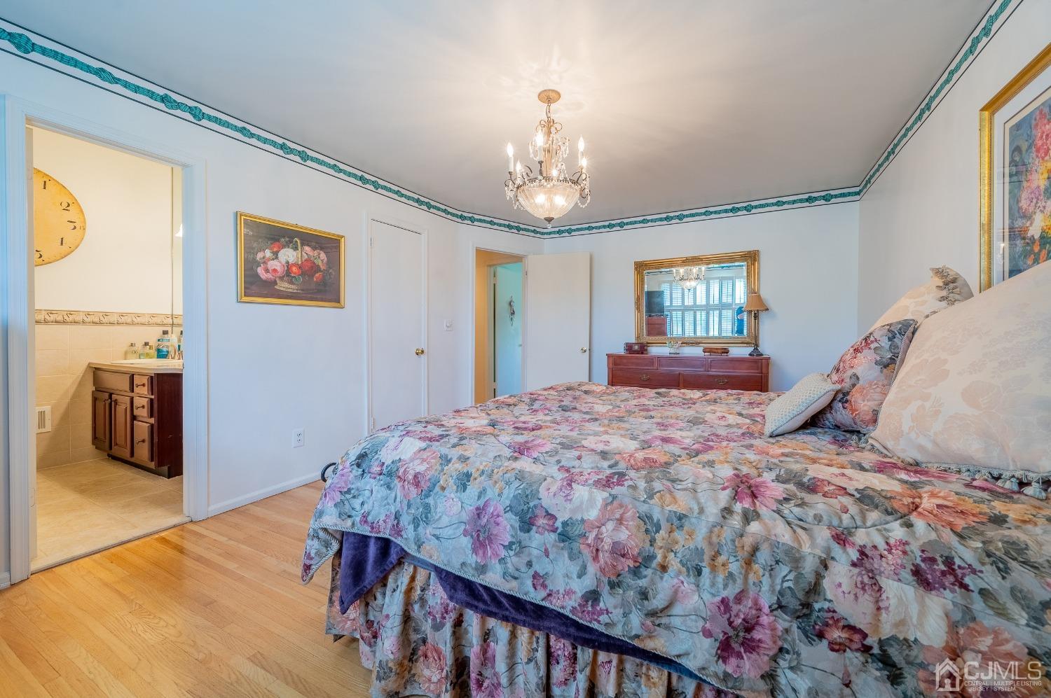 8 Kings Road Dayton, NJ 08810 - Photo 21 of 39 Gallery Image 21