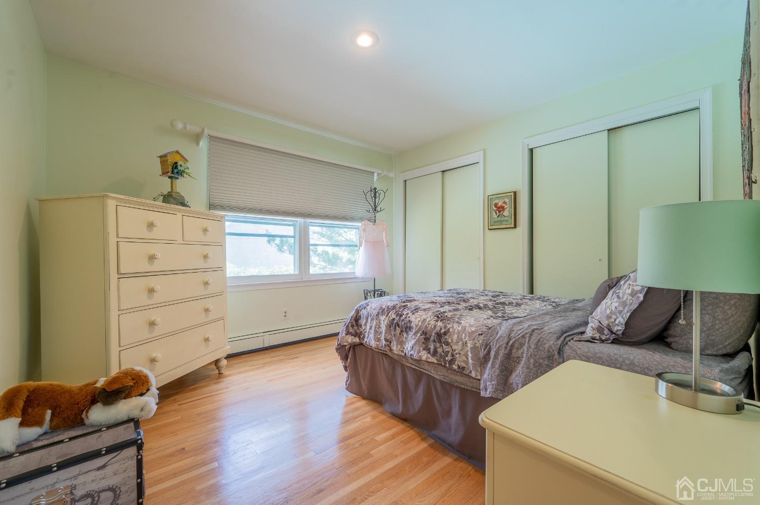 8 Kings Road Dayton, NJ 08810 - Photo 23 of 39 Gallery Image 23