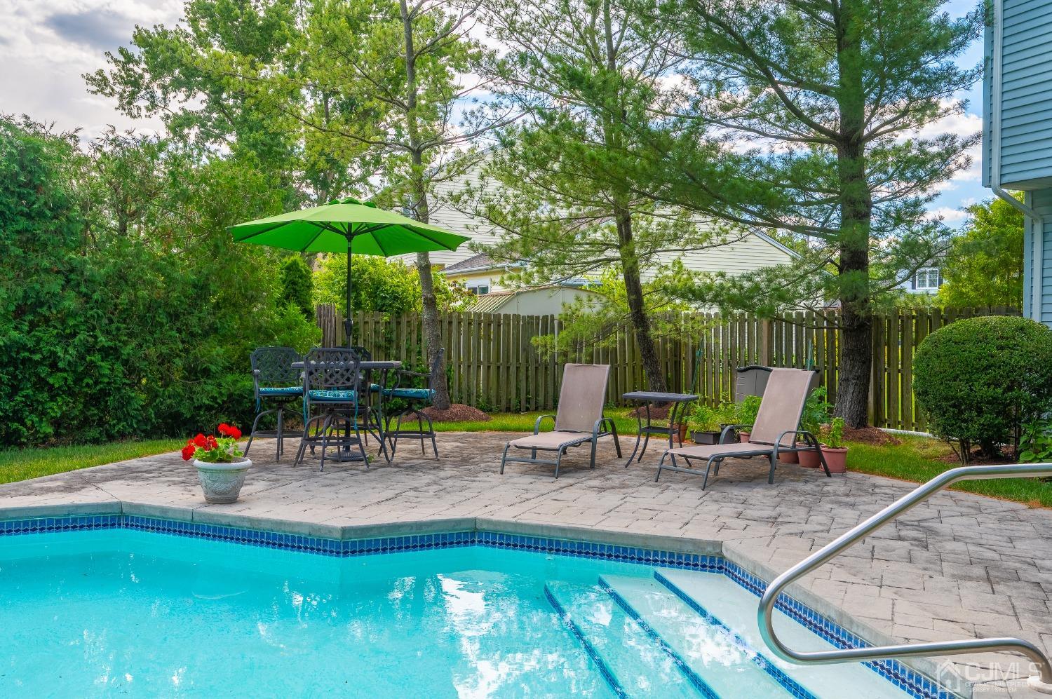 8 Kings Road Dayton, NJ 08810 - Photo 36 of 39 Gallery Image 36