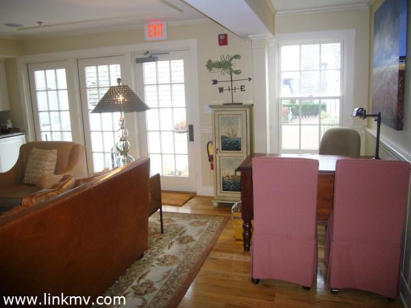 38 North Water Street, Unit R1 Edgartown, MA 02539 - Photo 16 of 18 http://d1qzqeyxiitrap.cloudfront.net/photos/20515/600/8ab00593.jpg