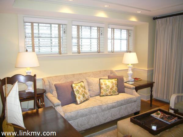 38 North Water Street, Unit R1 Edgartown, MA 02539 - Photo 8 of 18 http://d1qzqeyxiitrap.cloudfront.net/photos/20515/600/2c186838.jpg