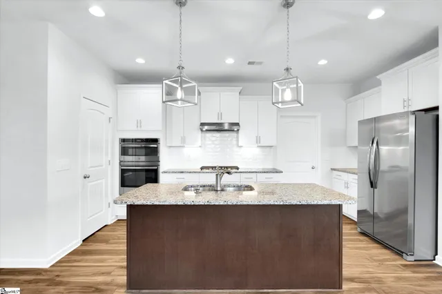 $425,000 | 315 Valley Oak Drive, Belton, SC 29627