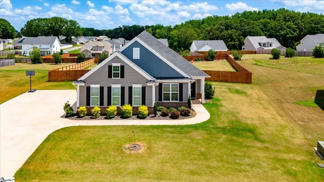$425,000 | 315 Valley Oak Drive, Belton, SC 29627