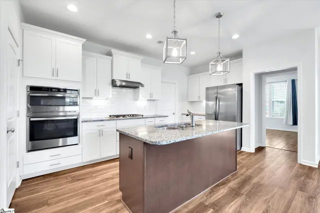 $425,000 | 315 Valley Oak Drive, Belton, SC 29627