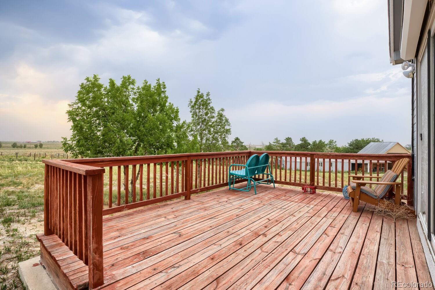 1080 South Dutch Valley Road Bennett, CO 80102 - Photo 7 of 22 Gallery Image 7