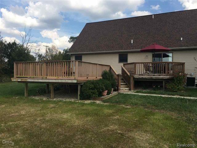 1850 South Summers Road Imlay City, MI 48444 - Photo 11 of 41 11.JPG