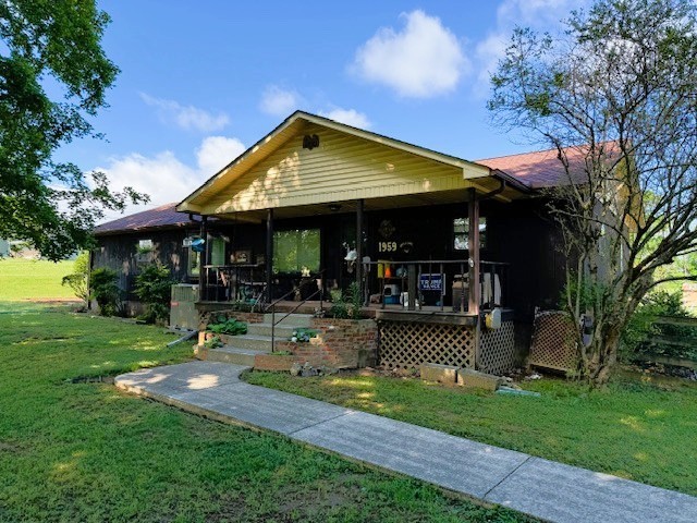 1959 Haley Road Smithville, TN 37166 - Photo 1 of 16 Gallery Image 1