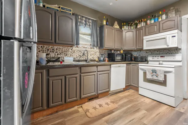$109,900 | 706 West Washington Street, Winchester, IN 47394