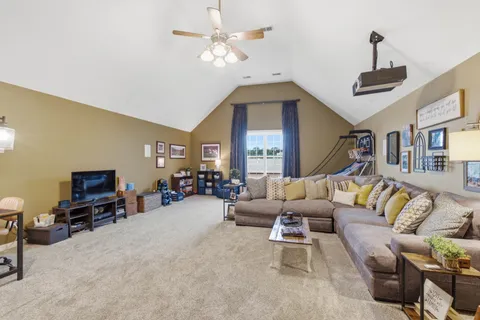 $560,000 | 125 North Maple Ridge Lane, Goodlettsville, TN 37072