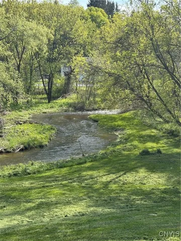 $100,000 | 61 West Main Street, Eaton, NY 13408