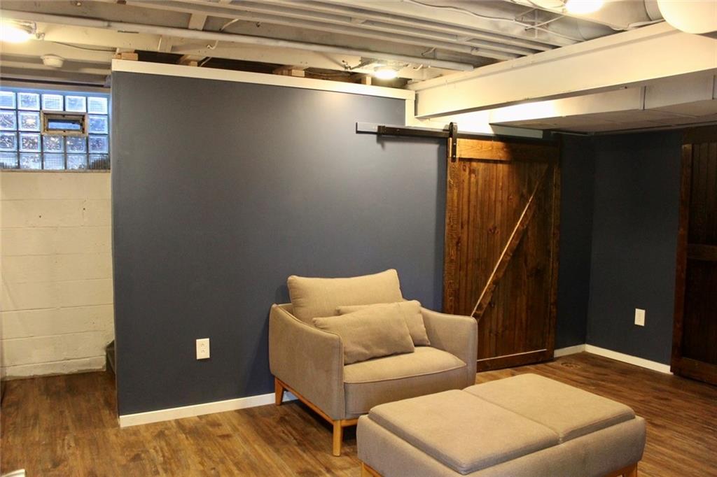 206 Glasgow Road Pittsburgh, PA 15221 - Photo 25 of 31