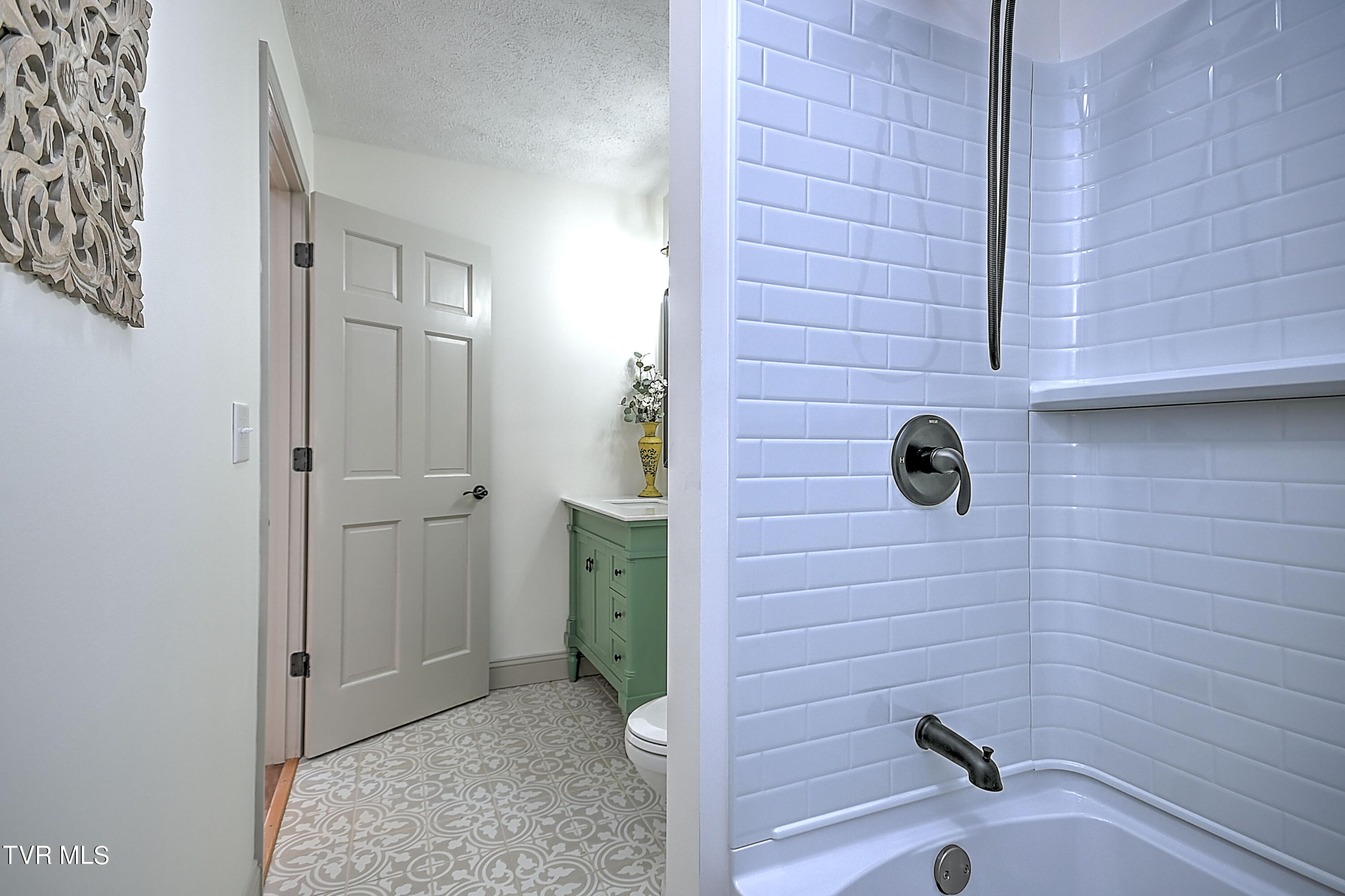9057 Reedy Creek Road Bristol, VA 24202 - Photo 25 of 62 Reedy Creek KW-30
