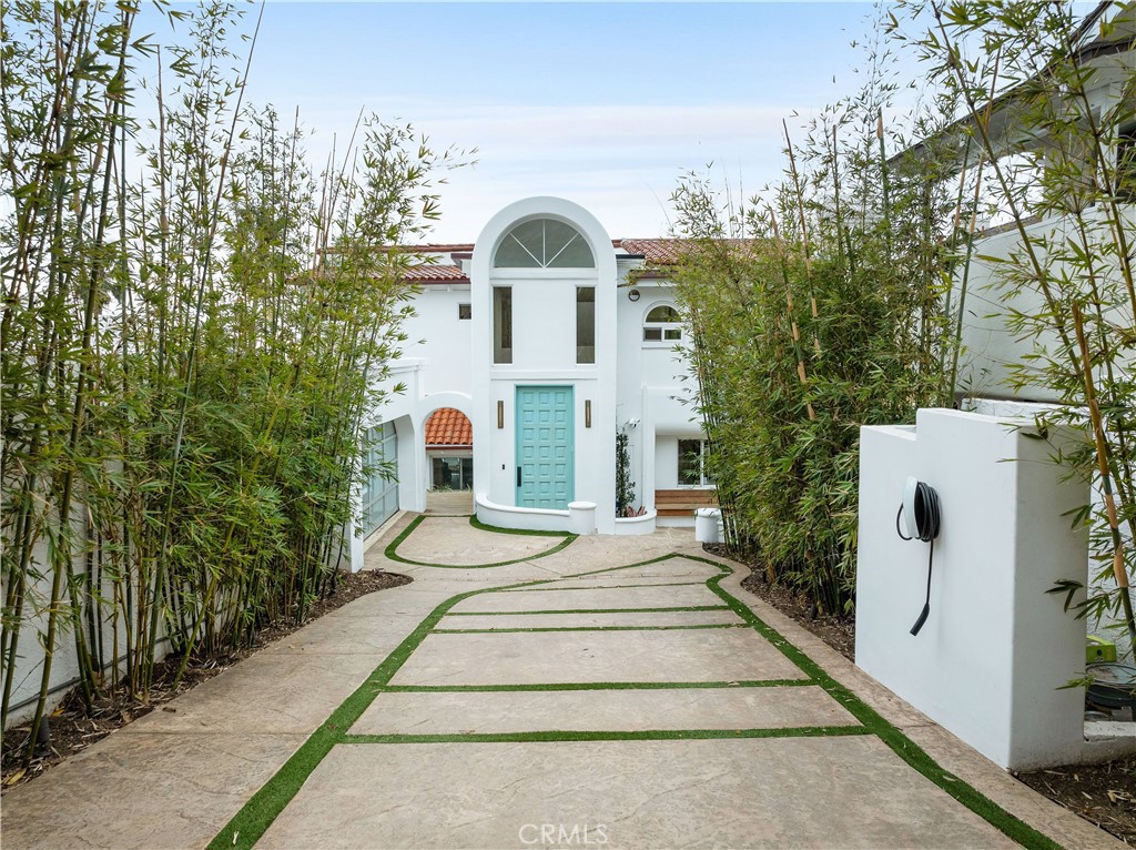 31654 Broad Beach Road Malibu, CA 90265 - Photo 4 of 75 Gallery Image 4