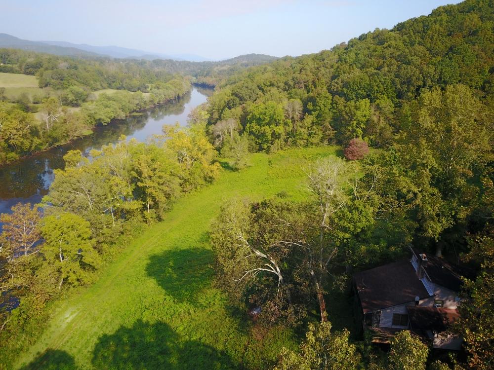 441 Peach Orchard Road Clinton, TN 37716 - Photo 13 of 23 13