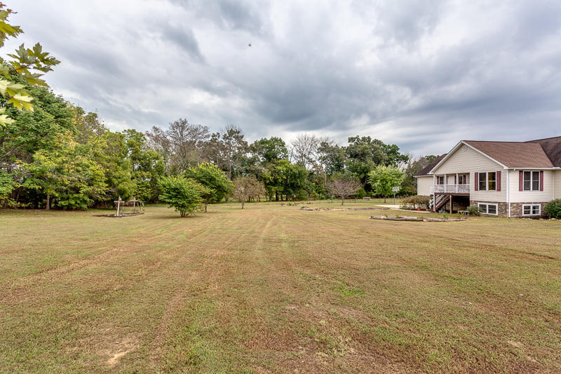 1117 Zirkle Road Dandridge, TN 37725 - Photo 33 of 39 046181002-3-1117ZirkleRdDandridgeTN-SMAL