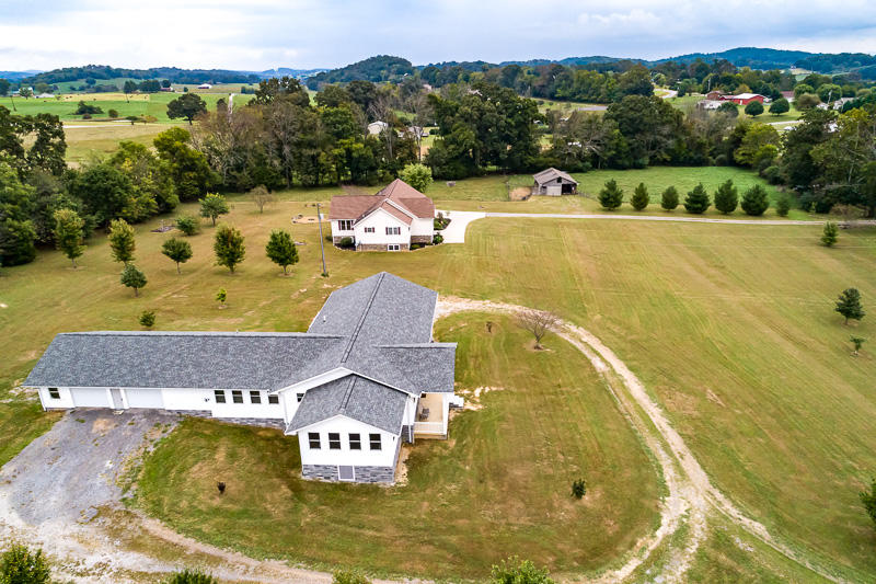 1117 Zirkle Road Dandridge, TN 37725 - Photo 36 of 39 051181002-3-1117ZirkleRdDandridgeTN-SMAL