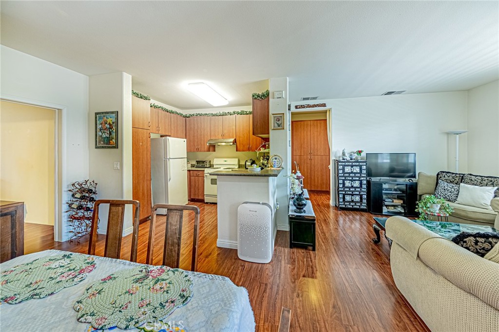 735 Francesca Drive, Unit 202 Walnut, CA 91789 - Photo 3 of 44