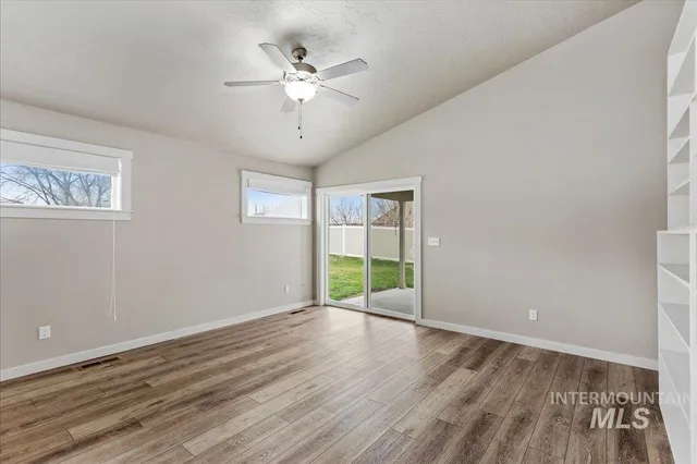 $355,000 | 300 Crimson Circle South, Fruitland, ID 83619