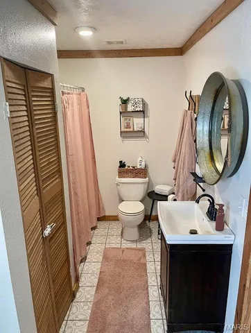 $190,000 | 7631 Gray Road, Alma, IL 62807