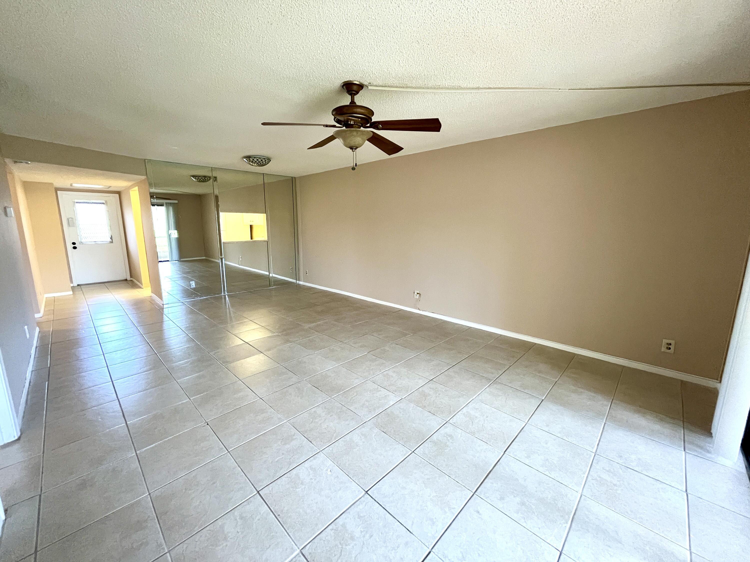 2500 Fiore Way, Unit 1110 Delray Beach, FL 33445 - Photo 6 of 21 IMG_2970