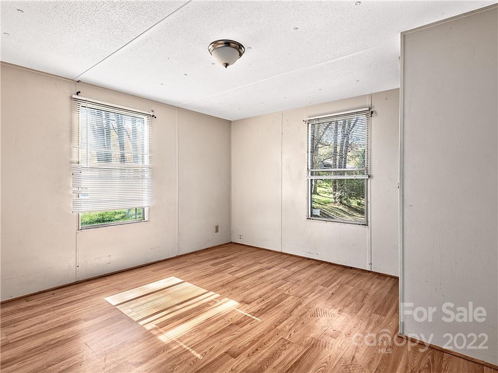 59 Old Wilson Road Candler, NC 28715 - Photo 34 of 48 Gallery Image 34
