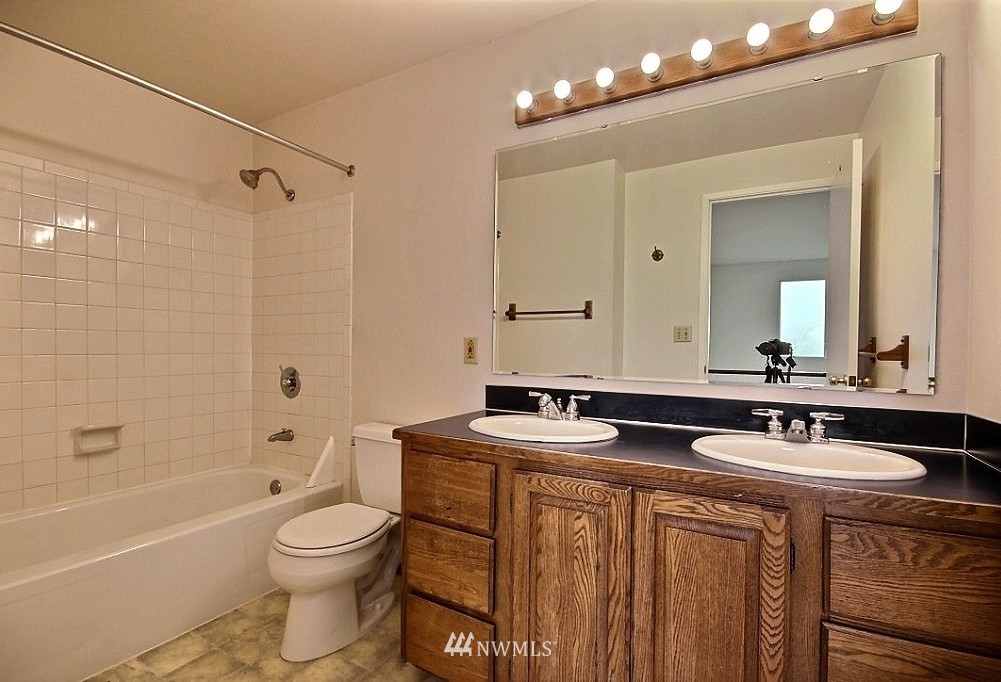 810 South 27th Street Renton, WA 98055 - Photo 14 of 19 Gallery Image 14