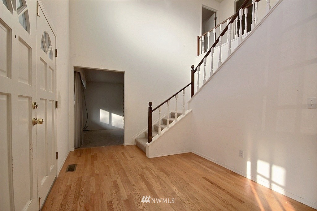 810 South 27th Street Renton, WA 98055 - Photo 9 of 19 Gallery Image 9