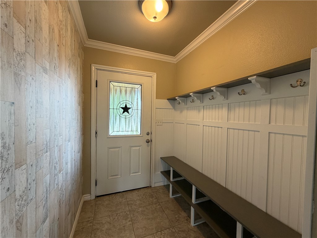 8033 Cormorant Drive Corpus Christi, TX 78414 - Photo 4 of 26
