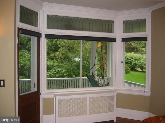 200 Ridgewood Road Baltimore, MD 21210 - Photo 8 of 16 Dining Room
