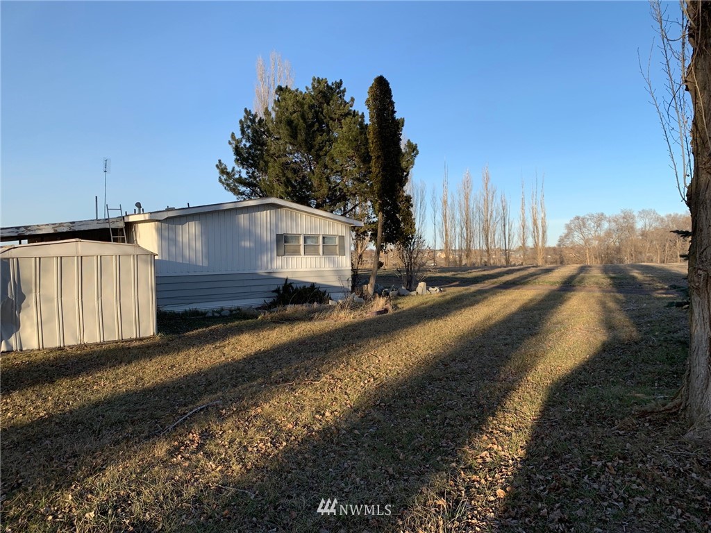 5648 North Frontage Road Northeast Moses Lake, WA 98837 - Photo 13 of 23 Gallery Image 13
