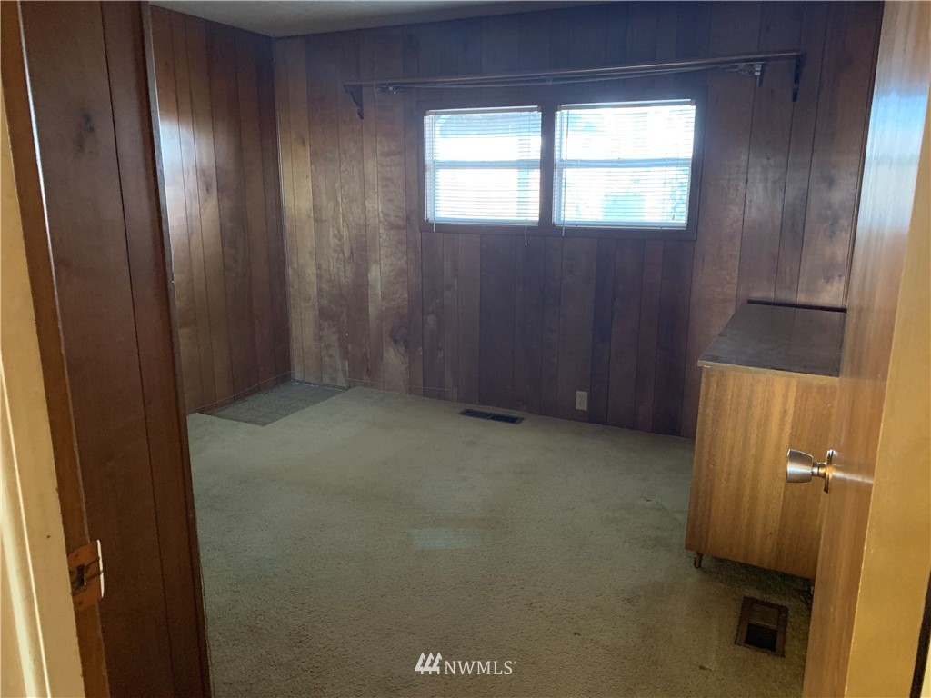 5648 North Frontage Road Northeast Moses Lake, WA 98837 - Photo 8 of 23 Gallery Image 8