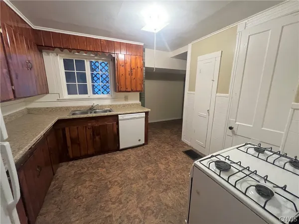 $250,000 | 14-16 Otsego Street, Oneonta, NY 13820