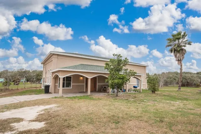$819,900 | 4107 Highway 35 South, Rockport, TX 78382