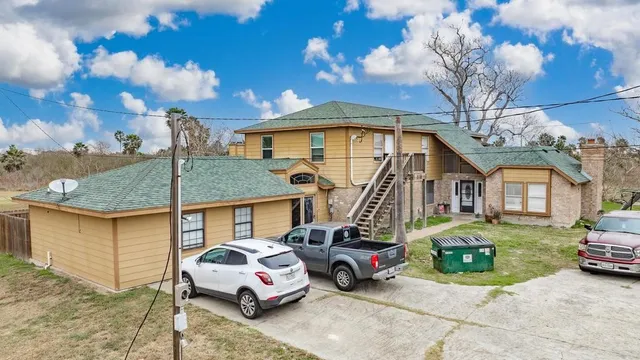 $819,900 | 4107 Highway 35 South, Rockport, TX 78382