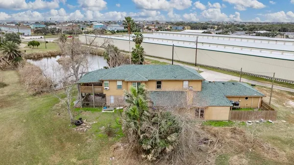 $819,900 | 4107 Highway 35 South, Rockport, TX 78382