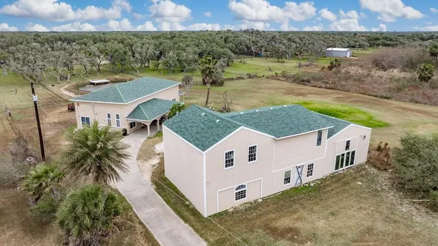 $819,900 | 4107 Highway 35 South, Rockport, TX 78382