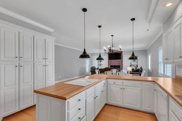 $345,900 | 520 Lautzenheiser Place, Monteagle, TN 37356