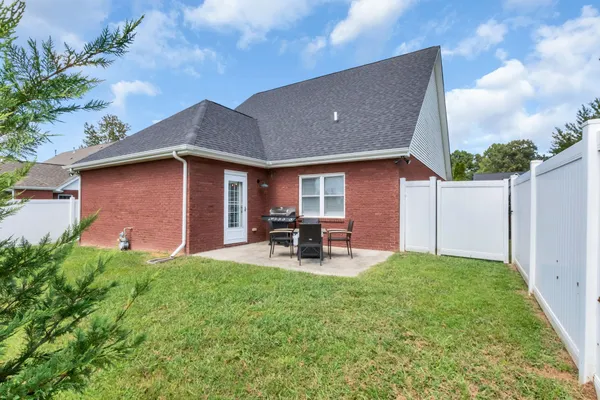 $345,900 | 520 Lautzenheiser Place, Monteagle, TN 37356