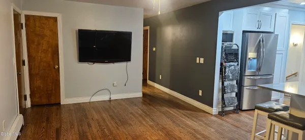 $2,000 | 1364 Evergreen Avenue, Rotterdam, NY 12306