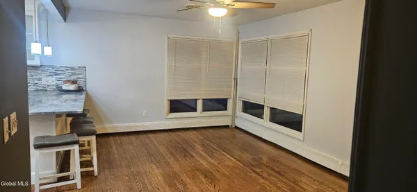 $2,000 | 1364 Evergreen Avenue, Rotterdam, NY 12306