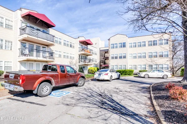 $265,000 | 2749 Sullins Street Southwest, Unit B309, Knoxville, TN 37919