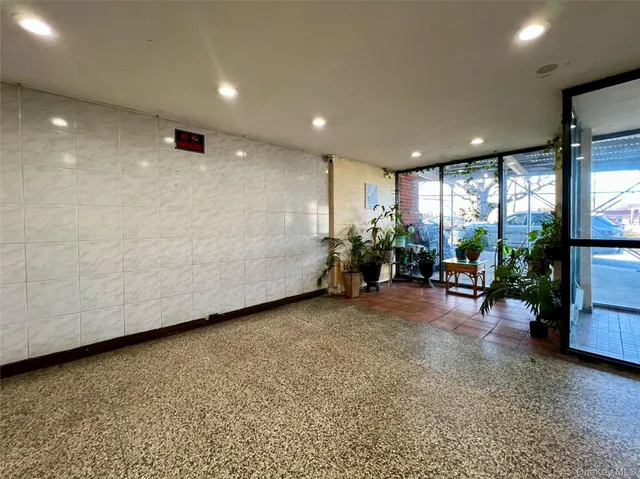 $99,000 | 86-16 60th Avenue, Unit 2D | Rego Park