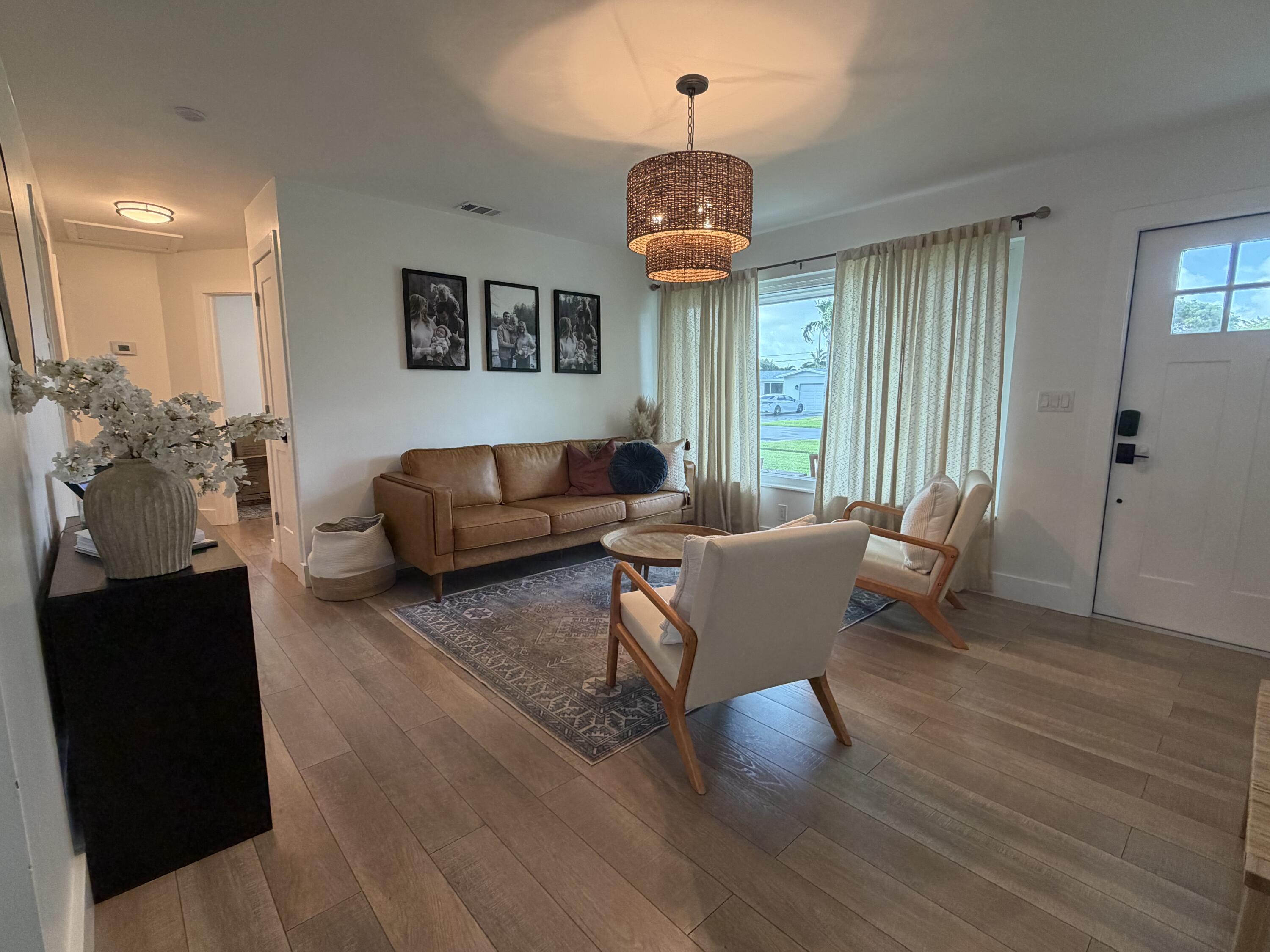 2637 Exuma Road West Palm Beach, FL 33406 - Photo 9 of 16 Living Room