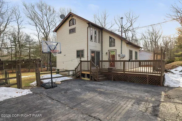 $265,000 | 144 Basswood Drive, Dingmans Ferry, PA 18328