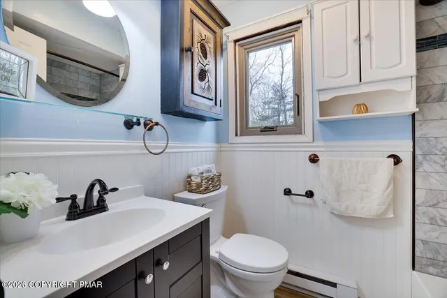 $267,500 | 144 Basswood Drive, Dingmans Ferry, PA 18328