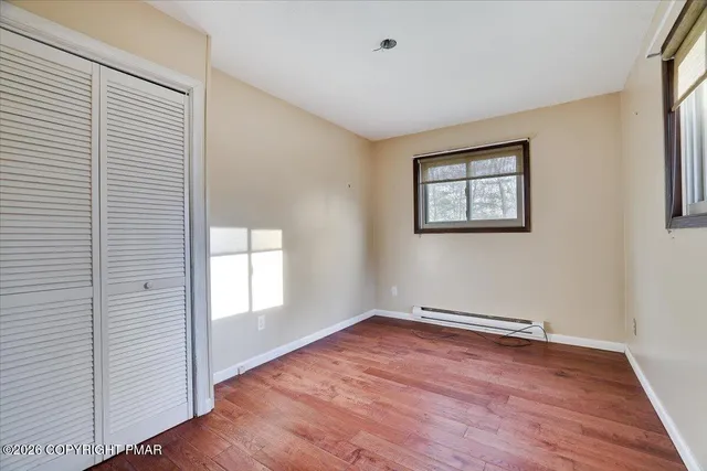 $267,500 | 144 Basswood Drive, Dingmans Ferry, PA 18328